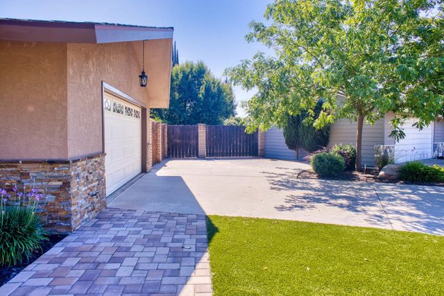 409 California Avenue, Madera, CA 93637