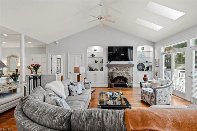 1553 Waterford Pointe Road, Lexington, NC 27292