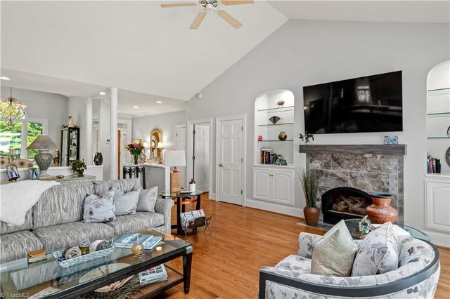 1553 Waterford Pointe Road, Lexington, NC 27292