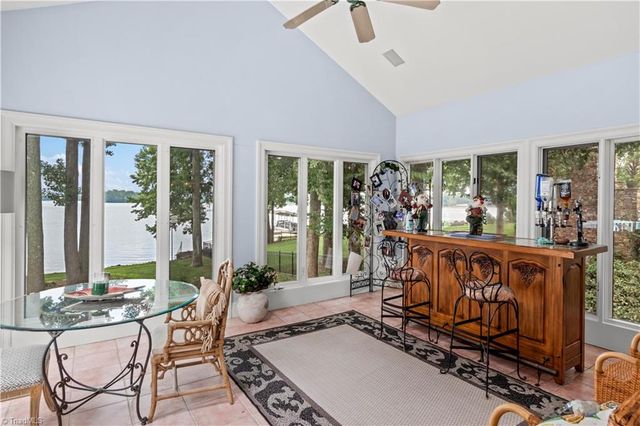 1553 Waterford Pointe Road, Lexington, NC 27292