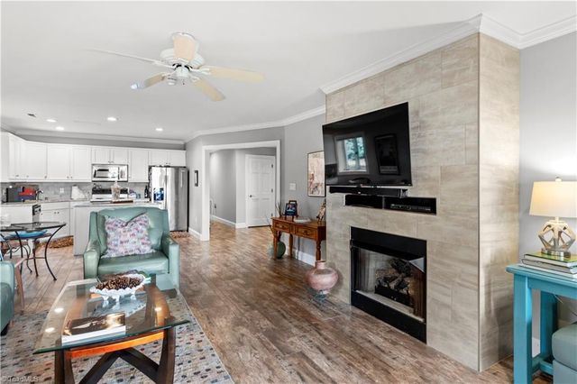 1553 Waterford Pointe Road, Lexington, NC 27292