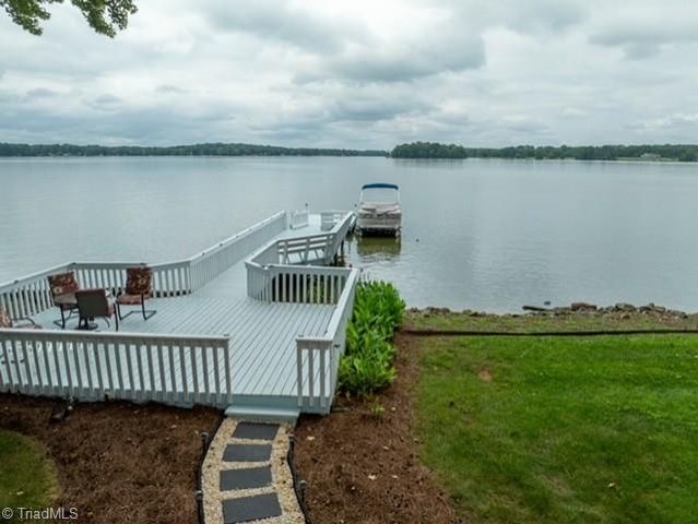 1553 Waterford Pointe Road, Lexington, NC 27292