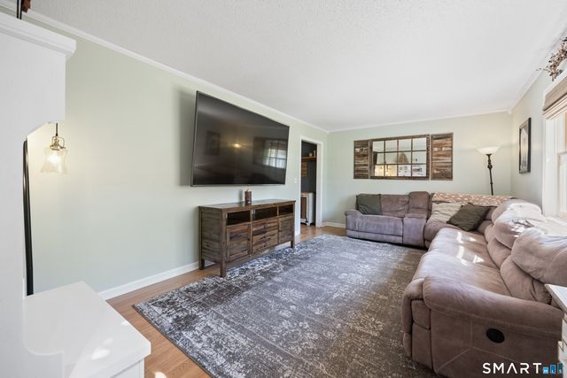 16 Stephen Court, Prospect, CT 06712