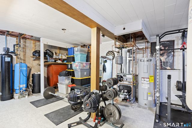 16 Stephen Court, Prospect, CT 06712