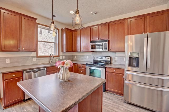 1755 117th Avenue NE, Blaine, MN 55449