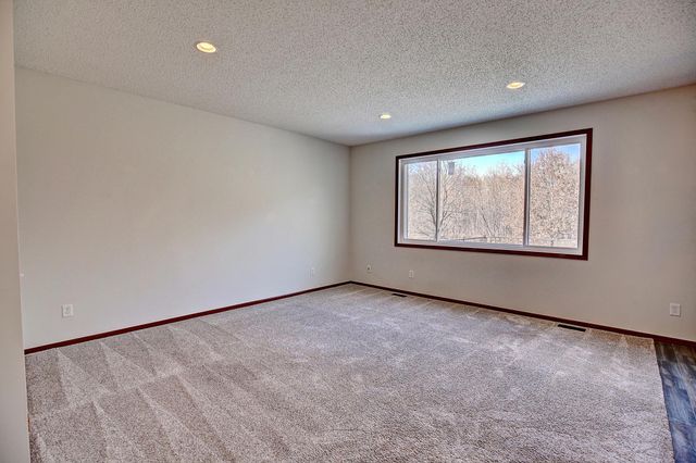 1755 117th Avenue NE, Blaine, MN 55449