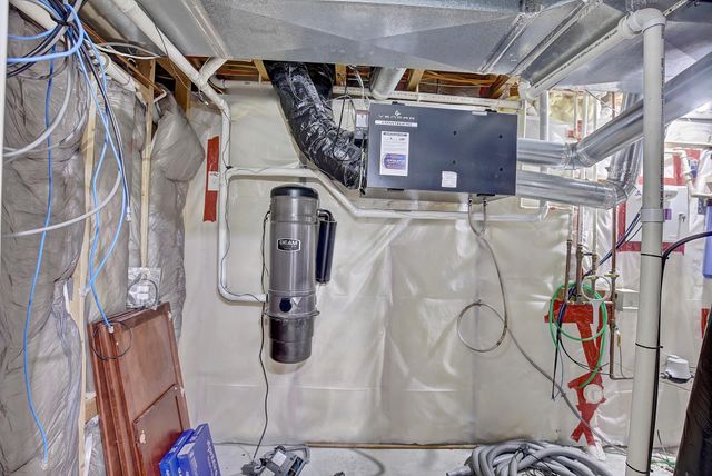 1755 117th Avenue NE, Blaine, MN 55449