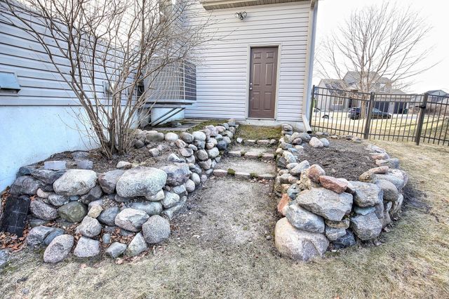 1755 117th Avenue NE, Blaine, MN 55449