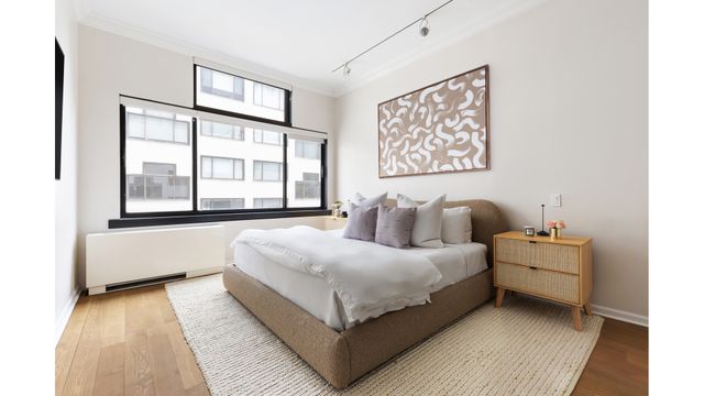 77 Bleecker St Apt 811, New York City, NY 10012