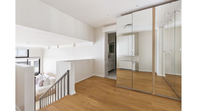77 Bleecker St Apt 811, New York City, NY 10012