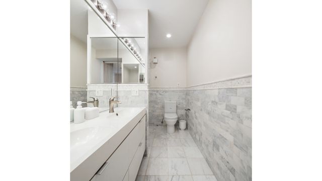 77 Bleecker St Apt 811, New York City, NY 10012