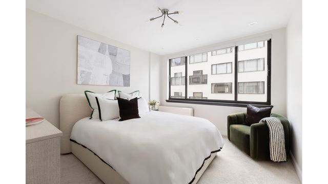 77 Bleecker St Apt 811, New York City, NY 10012
