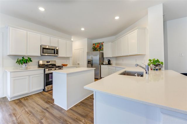 8015 Eagle Creek Lane, Richmond, TX 77469