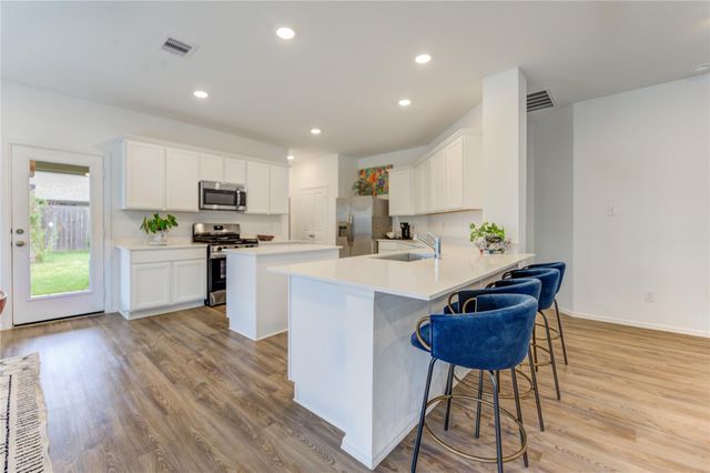 8015 Eagle Creek Lane, Richmond, TX 77469