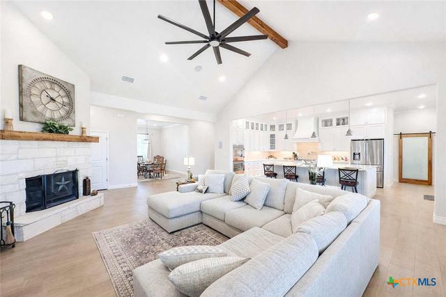 705 Indian Hills Road, Gatesville, TX 76528