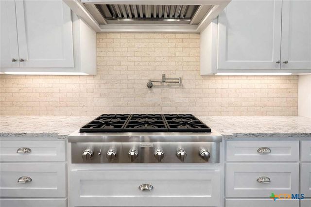 705 Indian Hills Road, Gatesville, TX 76528