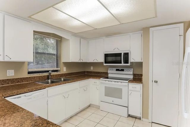 1517 KESTREL WAY, Brandon, FL 33511