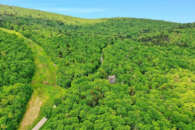 1300 Mountain Road, Ludlow, VT 05149