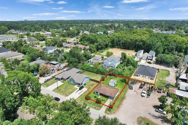 7812 Cora Street, Houston, TX 77088