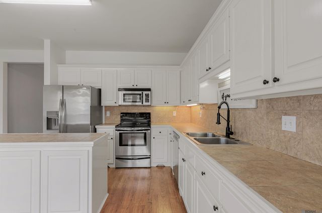 40423 Cross Ridge Ave, Gonzales, LA 70737