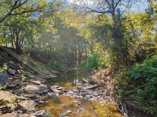 351 Carlin Road, Mansfield, TX 76063