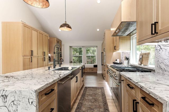 59 Huntsman's Horn Circle, The Woodlands, TX 77380