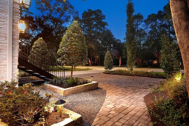 59 Huntsman's Horn Circle, The Woodlands, TX 77380