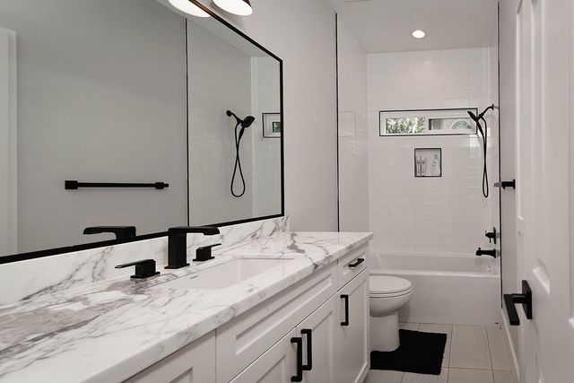 59 Huntsman's Horn Circle, The Woodlands, TX 77380