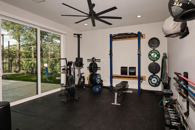 59 Huntsman's Horn Circle, The Woodlands, TX 77380