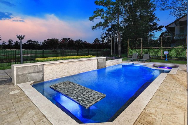 59 Huntsman's Horn Circle, The Woodlands, TX 77380