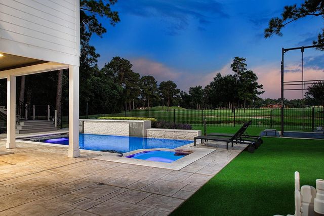 59 Huntsman's Horn Circle, The Woodlands, TX 77380