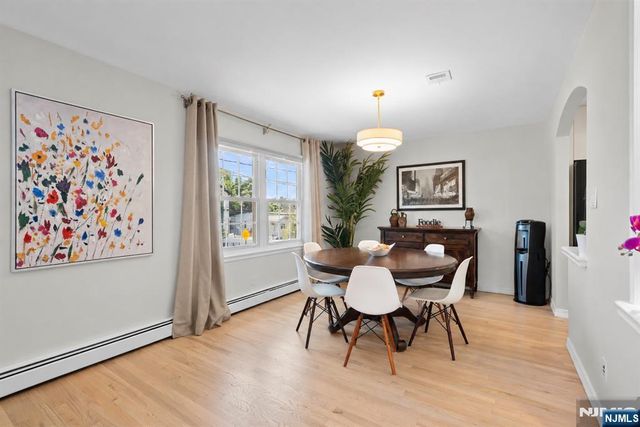 809 2nd Street 2, Secaucus, NJ 07094