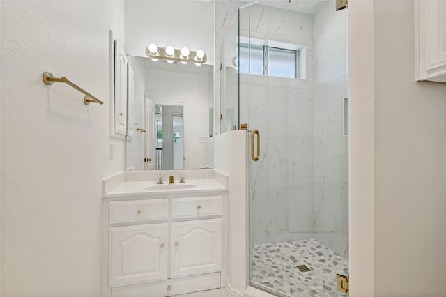 13211 George Street, Farmers Branch, TX 75234