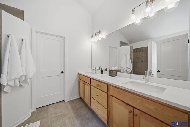 7910 S 66th Street, Lincoln, NE 68516