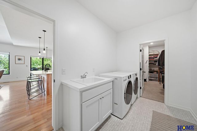 7910 S 66th Street, Lincoln, NE 68516