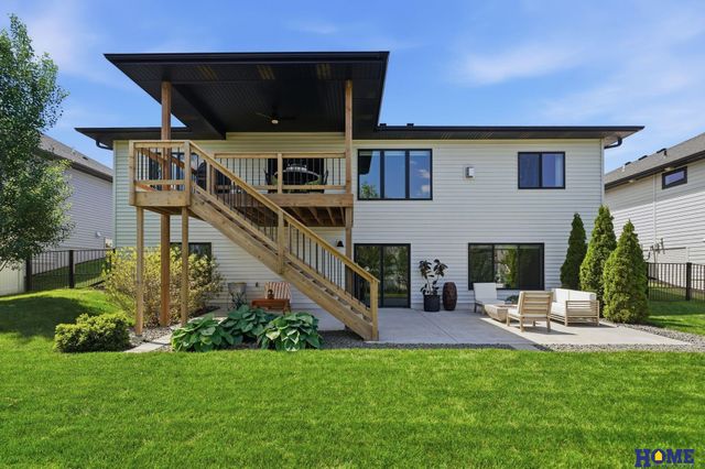 7910 S 66th Street, Lincoln, NE 68516
