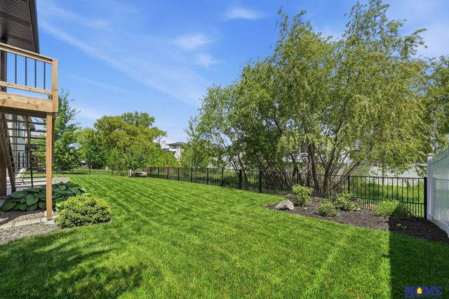 7910 S 66th Street, Lincoln, NE 68516