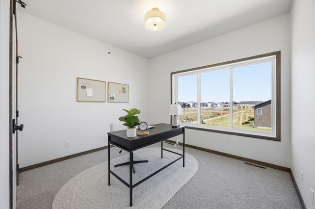 973 61st Avenue W, West Fargo, ND 58078