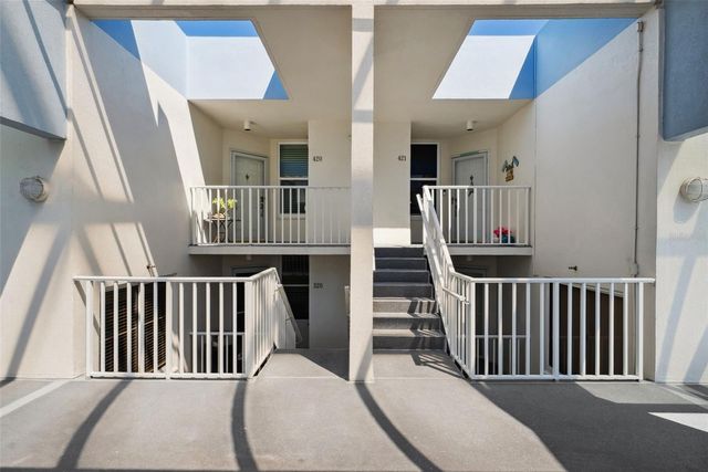 5151 ISLA KEY BOULEVARD S 421, St Petersburg, FL 33715