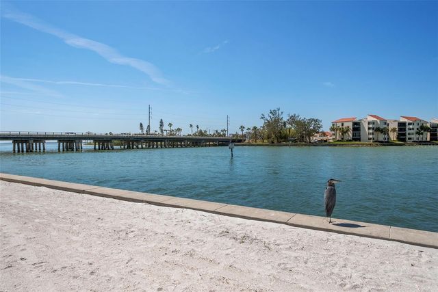 5151 ISLA KEY BOULEVARD S 421, St Petersburg, FL 33715