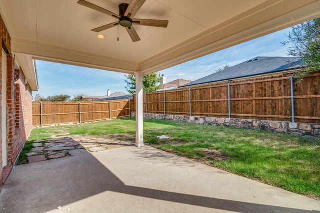2006 Zavala, Forney, TX 75126