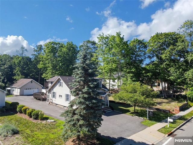 1093 Littleton Road, Morris Plains Borough, NJ 07950