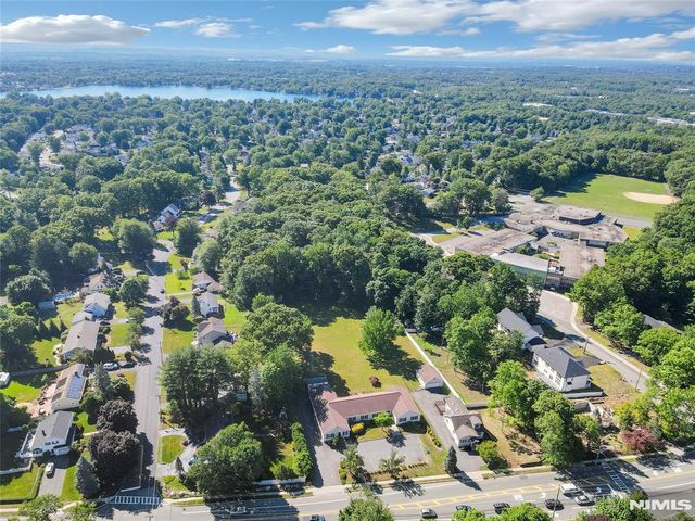 1093 Littleton Road, Morris Plains Borough, NJ 07950