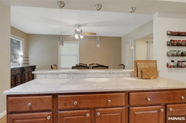 1093 Littleton Road, Morris Plains Borough, NJ 07950