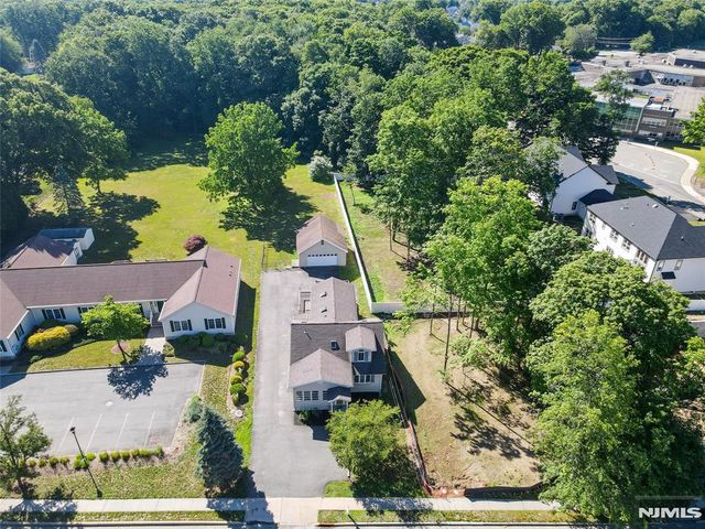 1093 Littleton Road, Morris Plains Borough, NJ 07950