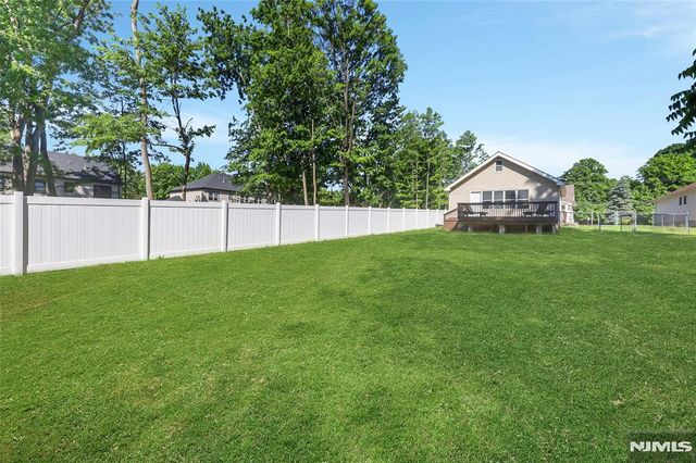 1093 Littleton Road, Morris Plains Borough, NJ 07950