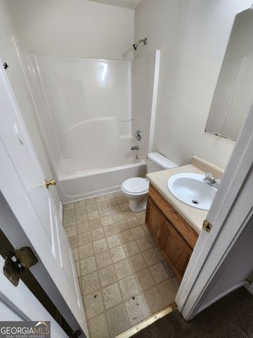 2942 Fields Drive, Lithonia, GA 30038