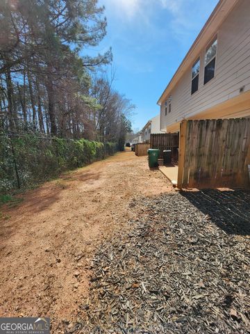 2942 Fields Drive, Lithonia, GA 30038