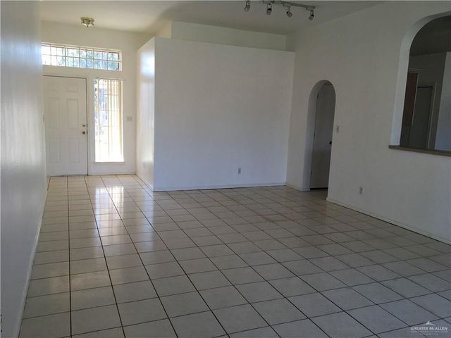 2313 E 21st Street, Mission, TX 78572