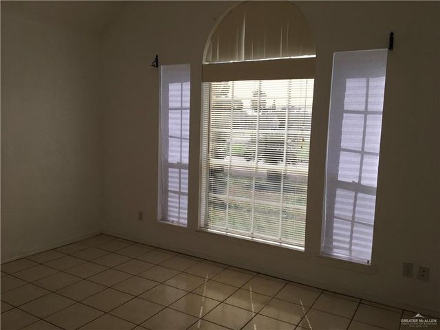 2313 E 21st Street, Mission, TX 78572